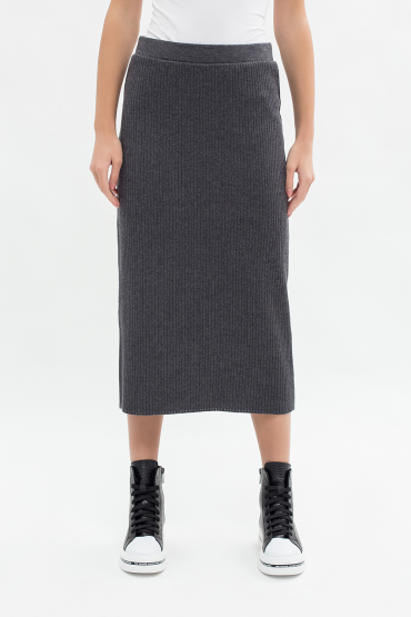 Knitted midi skirt