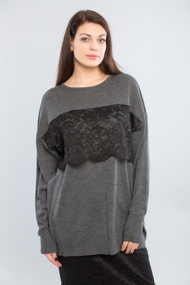  Woolen sweater with lace