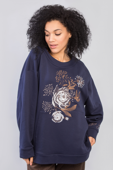 Sweatshirt with floral embroidery