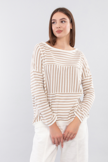 Jumper with stripes